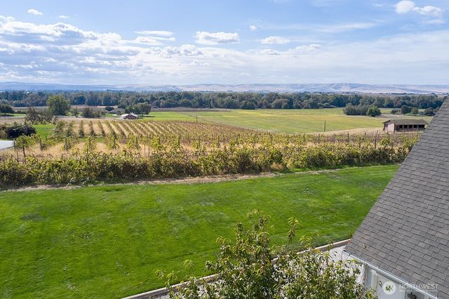 198 Narcissa Place, Walla Walla, WA 99362