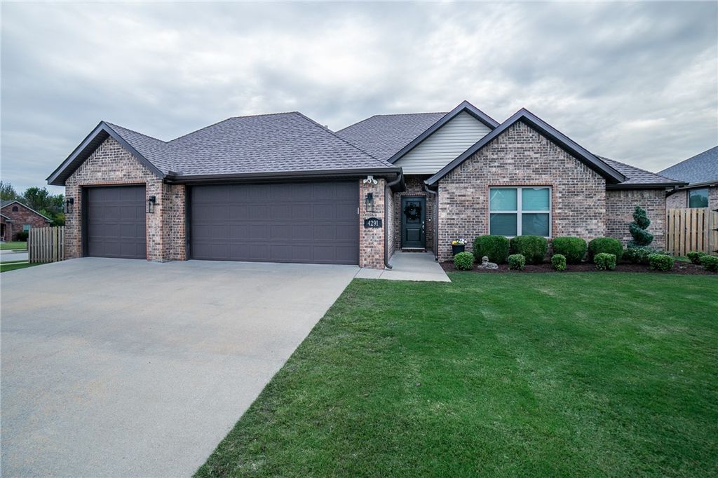 4291 Hamlet Street, Springdale, AR 72764