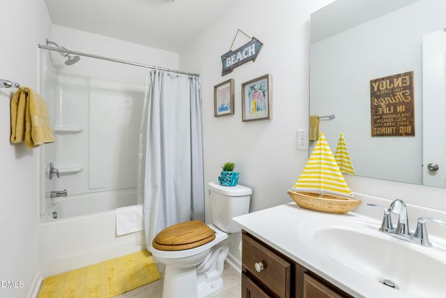 432 Bent Willow Drive, Clayton, NC 27527