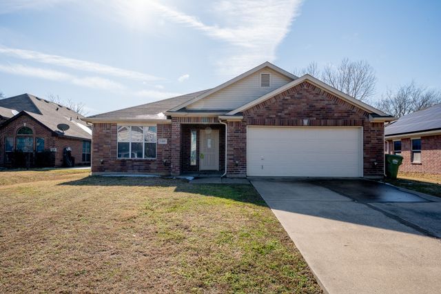 1405 Julie Street, Seagoville, TX 75159