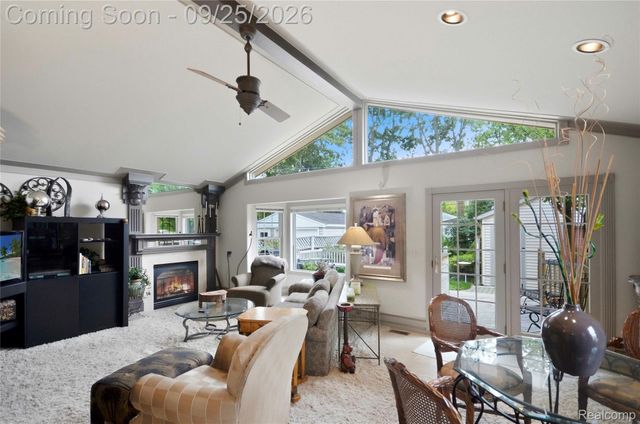 8444 Hettenberger Avenue, Warren, MI 48093