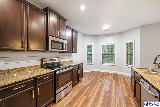 323 Deerwood Drive, Hartsville, SC 29550