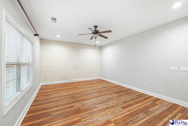 323 Deerwood Drive, Hartsville, SC 29550