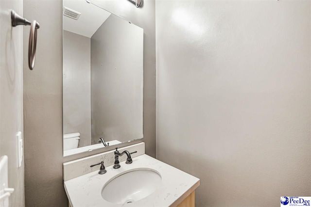 323 Deerwood Drive, Hartsville, SC 29550