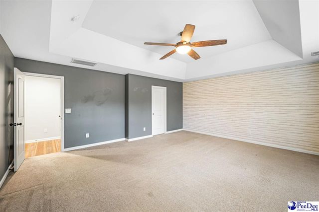 323 Deerwood Drive, Hartsville, SC 29550