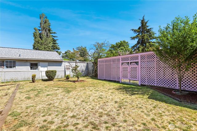 1208 115th Street S, Tacoma, WA 98444