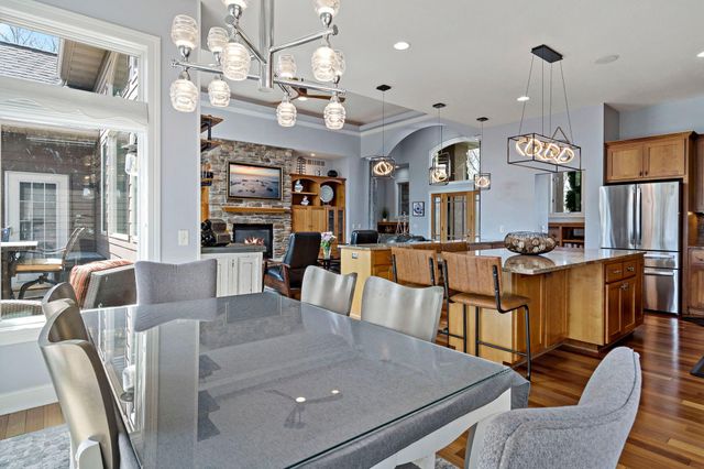 8916 Whispering Oaks Trail, Shakopee, MN 55379