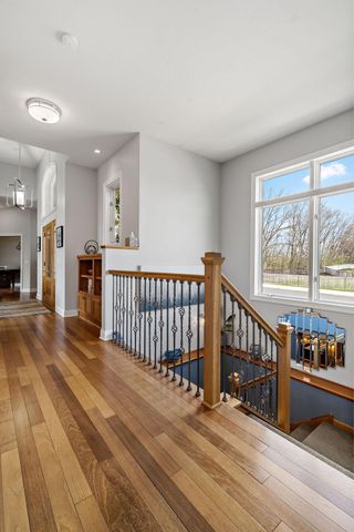 8916 Whispering Oaks Trail, Shakopee, MN 55379