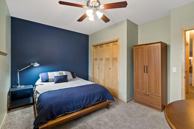 8916 Whispering Oaks Trail, Shakopee, MN 55379