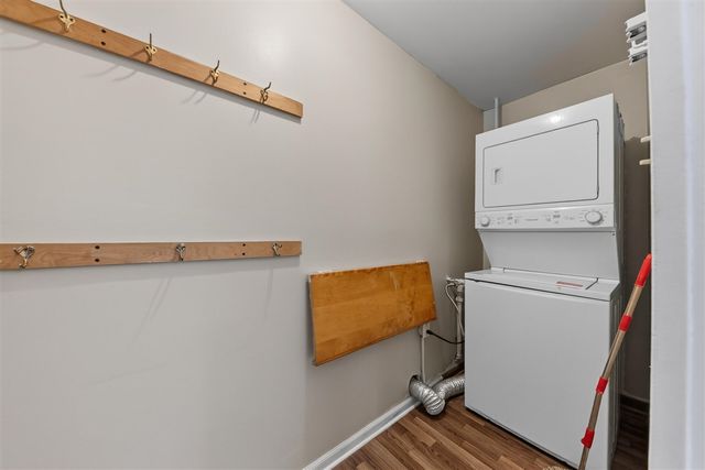 1260 Candlewood Lane, Ypsilanti, MI 48198