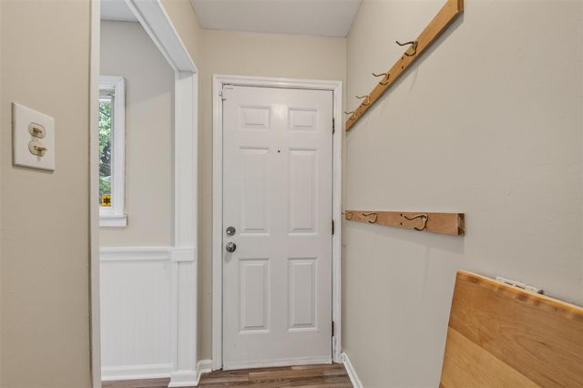 1260 Candlewood Lane, Ypsilanti, MI 48198