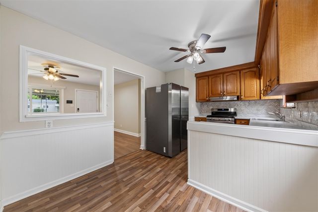 1260 Candlewood Lane, Ypsilanti, MI 48198