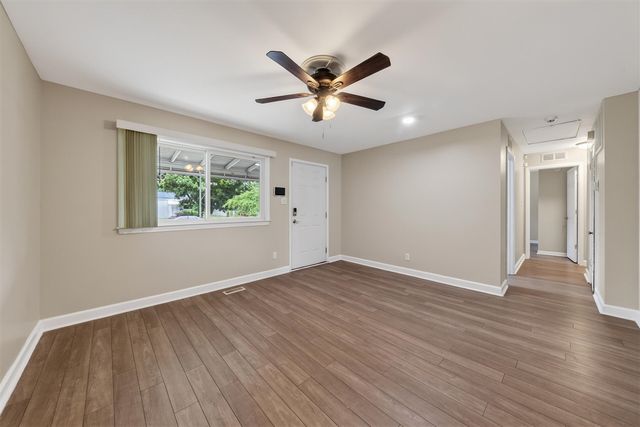 1260 Candlewood Lane, Ypsilanti, MI 48198