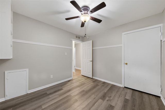 1260 Candlewood Lane, Ypsilanti, MI 48198
