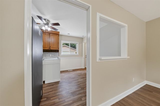 1260 Candlewood Lane, Ypsilanti, MI 48198