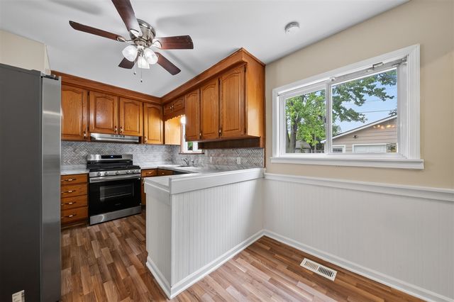 1260 Candlewood Lane, Ypsilanti, MI 48198
