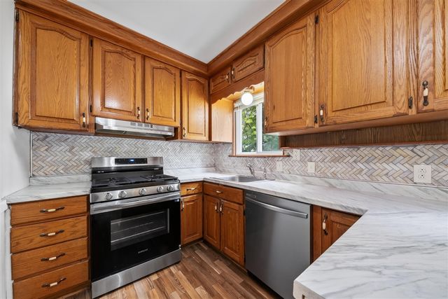 1260 Candlewood Lane, Ypsilanti, MI 48198