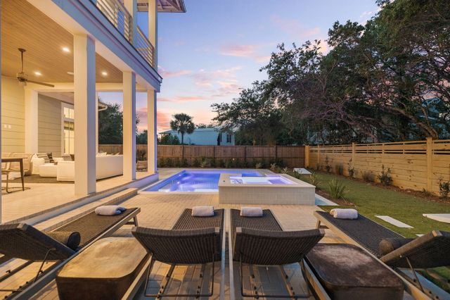 240 Lakeview Drive, Santa Rosa Beach, FL 32459