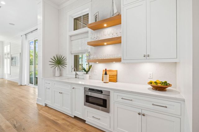 240 Lakeview Drive, Santa Rosa Beach, FL 32459