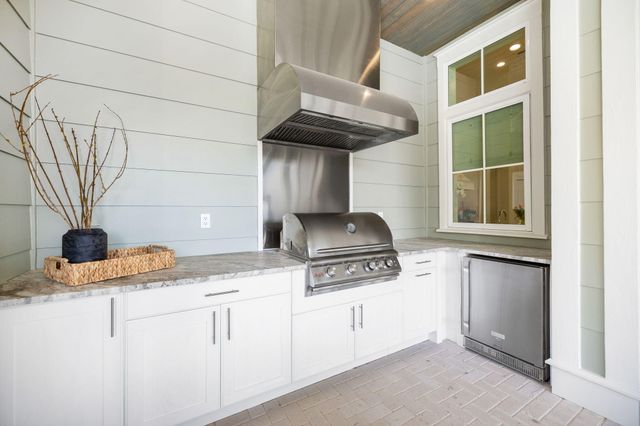 240 Lakeview Drive, Santa Rosa Beach, FL 32459