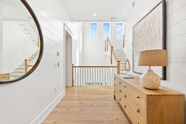 240 Lakeview Drive, Santa Rosa Beach, FL 32459