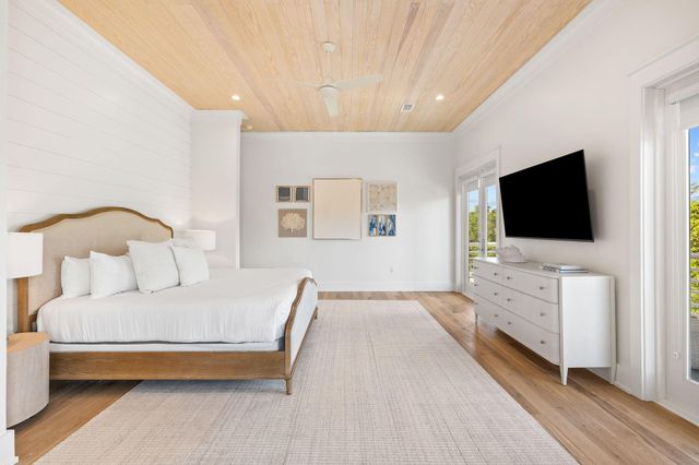 240 Lakeview Drive, Santa Rosa Beach, FL 32459