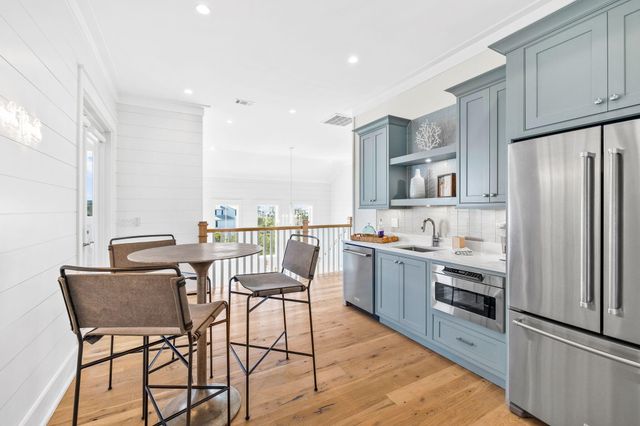 240 Lakeview Drive, Santa Rosa Beach, FL 32459