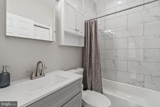 2225 E CHASE ST, Baltimore, MD 21213