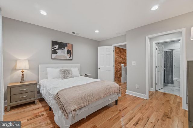 2225 E CHASE ST, Baltimore, MD 21213