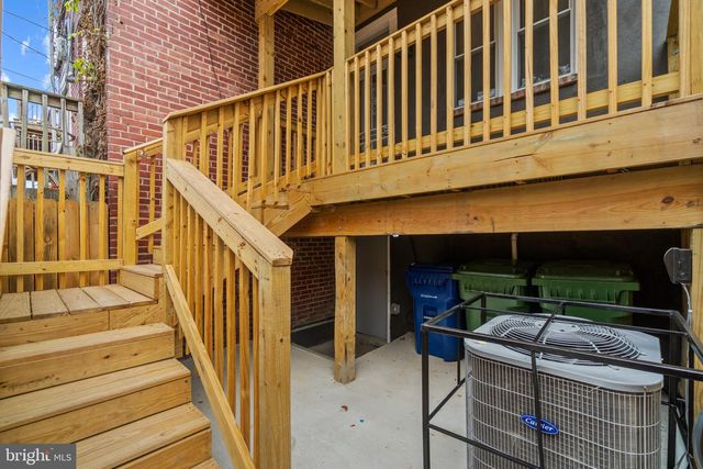 2225 E CHASE ST, Baltimore, MD 21213