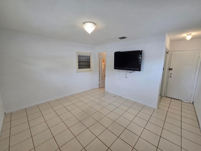 6510 Sheridan Street, Hollywood, FL 33024