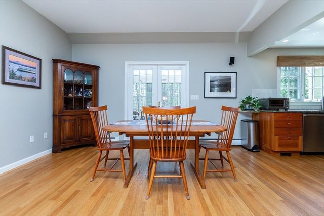 133 Glezen Ln, Wayland, MA 01778