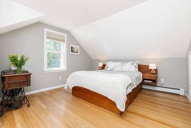 133 Glezen Ln, Wayland, MA 01778