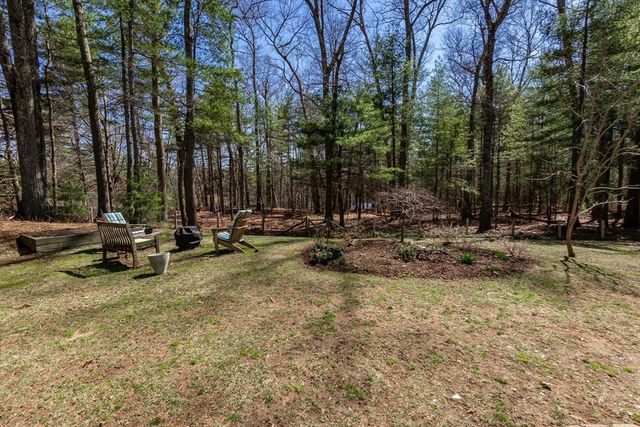 133 Glezen Ln, Wayland, MA 01778