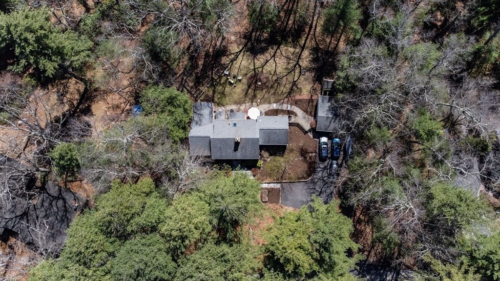 133 Glezen Ln, Wayland, MA 01778