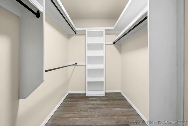 6676 S Jamestown Place S, Tulsa, OK 74133