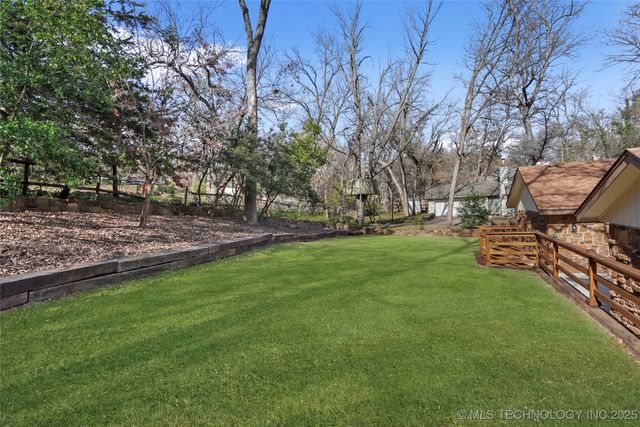 6676 S Jamestown Place S, Tulsa, OK 74133