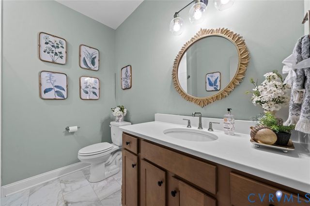 3954 Robins Ridge Dr, Moseley, VA 23120