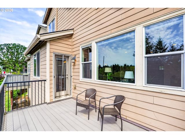 216 Nw 117TH Loop, Portland, OR 97229
