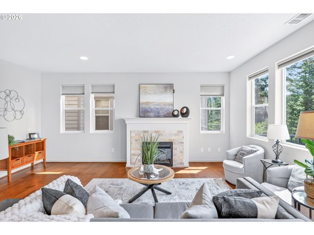 216 Nw 117TH Loop, Portland, OR 97229