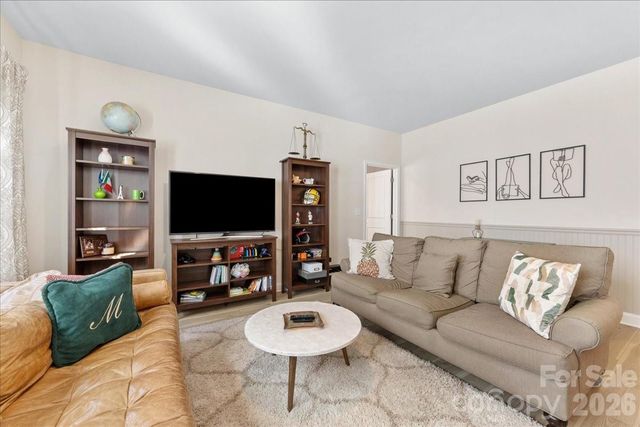 1241 Drummond Avenue, Charlotte, NC 28205