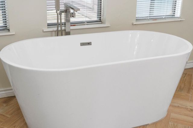 1903 Barons Glen, Sugar Land, TX 77478