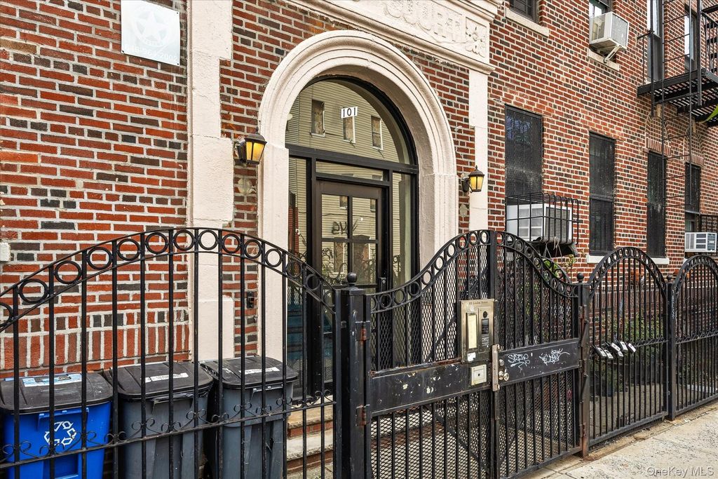 101 Linden Street 2F, Brooklyn, NY 11221 — photo 2