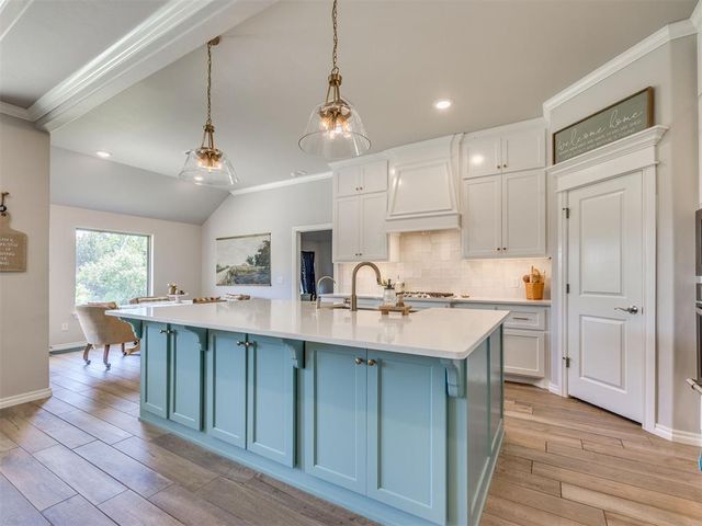 9565 Blue Bonnet Boulevard, Edmond, OK 73025