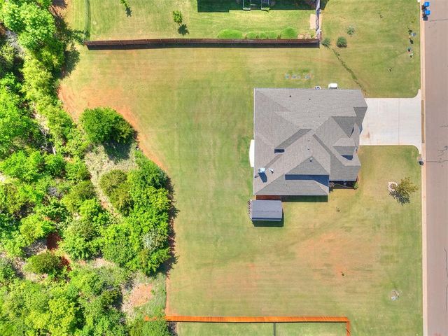 9565 Blue Bonnet Boulevard, Edmond, OK 73025