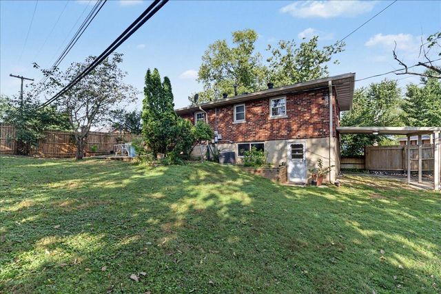2437 Butternut Hill Court, Lexington, KY 40509