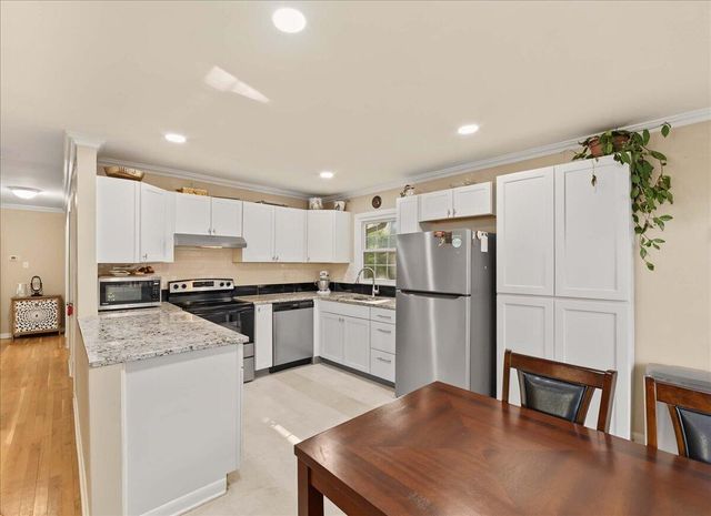 2437 Butternut Hill Court, Lexington, KY 40509