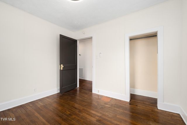 1015 Knob Creek Road, Johnson City, TN 37604