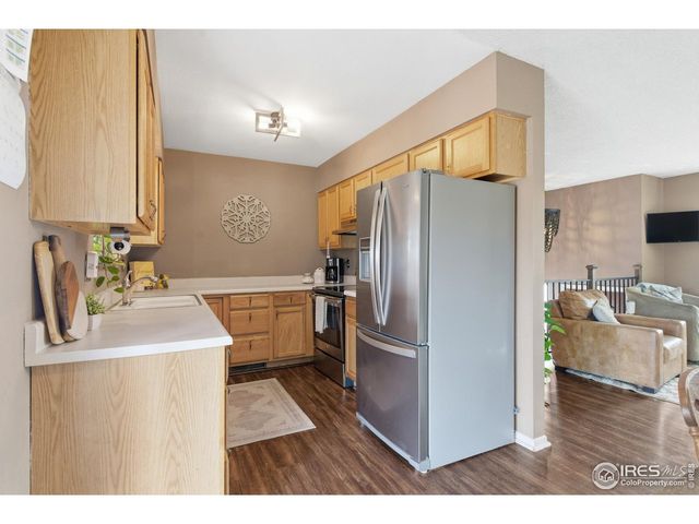 216 Gary Dr, Fort Collins, CO 80525
