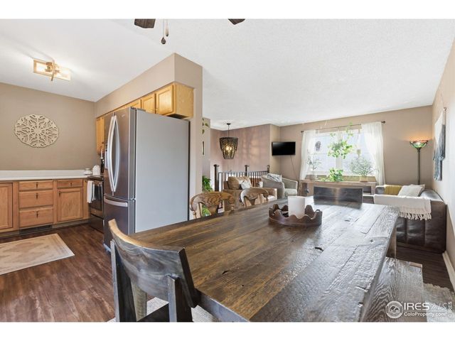 216 Gary Dr, Fort Collins, CO 80525